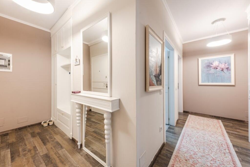 APARTAMENT 2+1+2 QIRA  Kompleksi Kolombo , Liqeni Thate