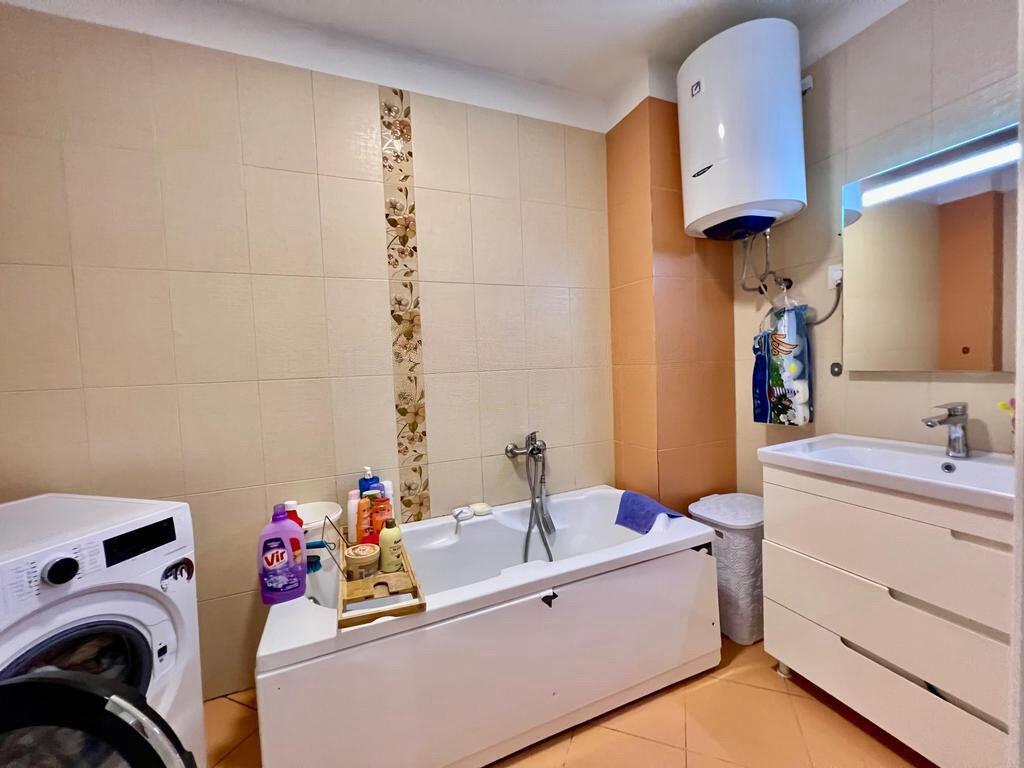 Apartament modern për shitje 3+1+2+2 ballkone - Liqeni i Thatë