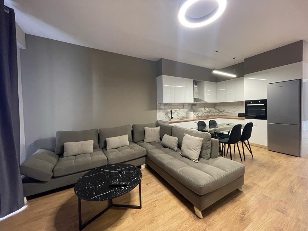 Appartamento 2+1 in affitto con posto auto al Complesso Halili!