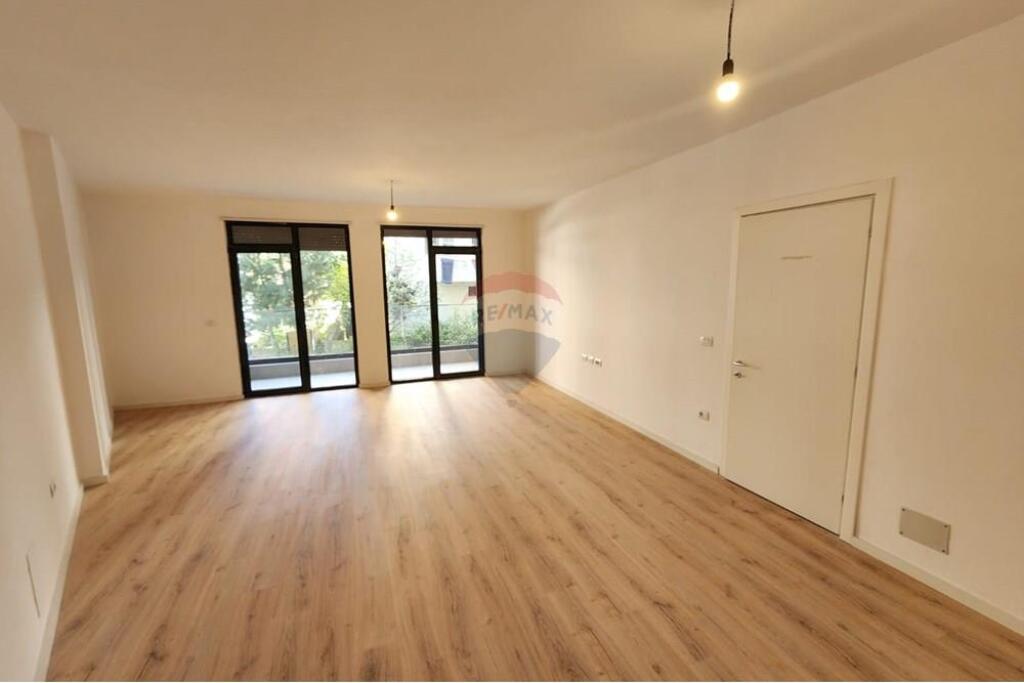Apartament 2+1+2 Për Shitje ,Kopshti Zoologjik