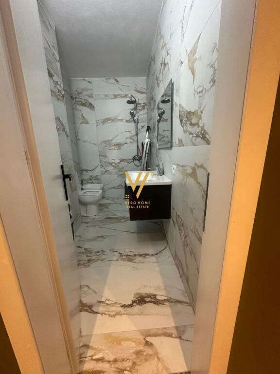 JEPET APARTAMENT 3+1+2BLK ME QERA NE ASTIR 650 EURO