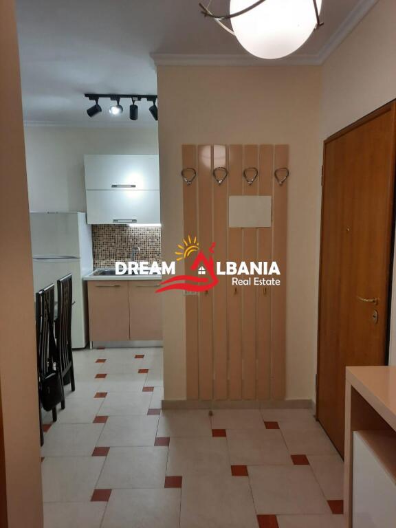 Apartament 1+1 me verande me qera tek Kopeshti zoologjik prane mbikalimit ne Tirane (ID 4211725)