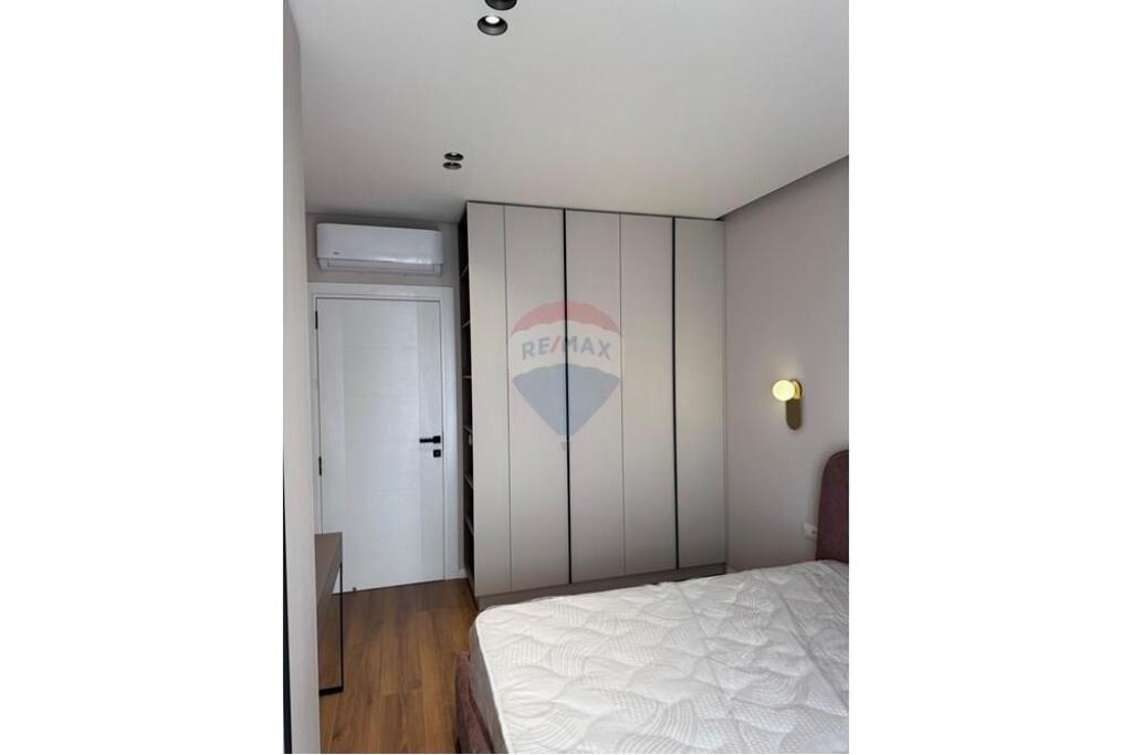 APARTAMENT I INVESTUAR 1+1PER QIRA TE SHKOLLA KUQE