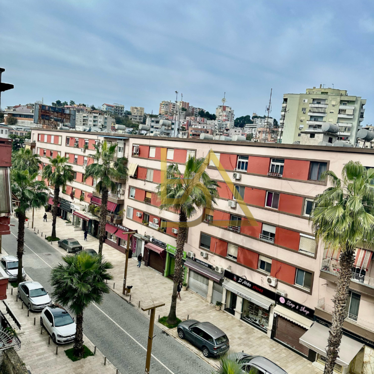 OCCASIONE STRAORDINARIA! OPPORTUNITÀ RARA! Appartamento in vendita nel centro di Durazzo