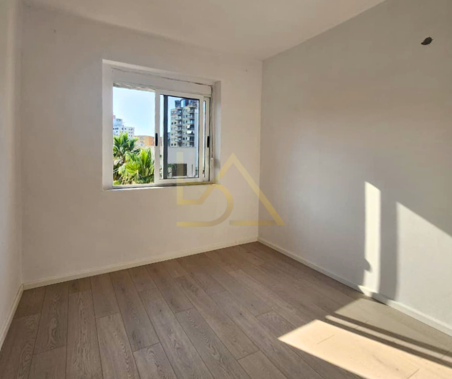 OCCASIONE STRAORDINARIA! OPPORTUNITÀ RARA! Appartamento in vendita nel centro di Durazzo