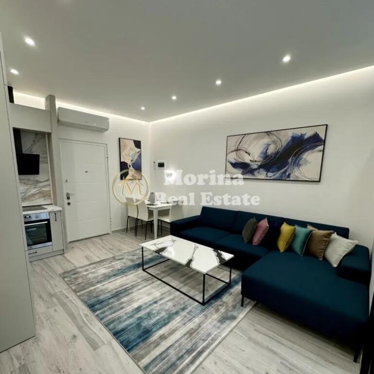 Shitje, Garsionere, ne Laprake, Cmimi 82000 Euro