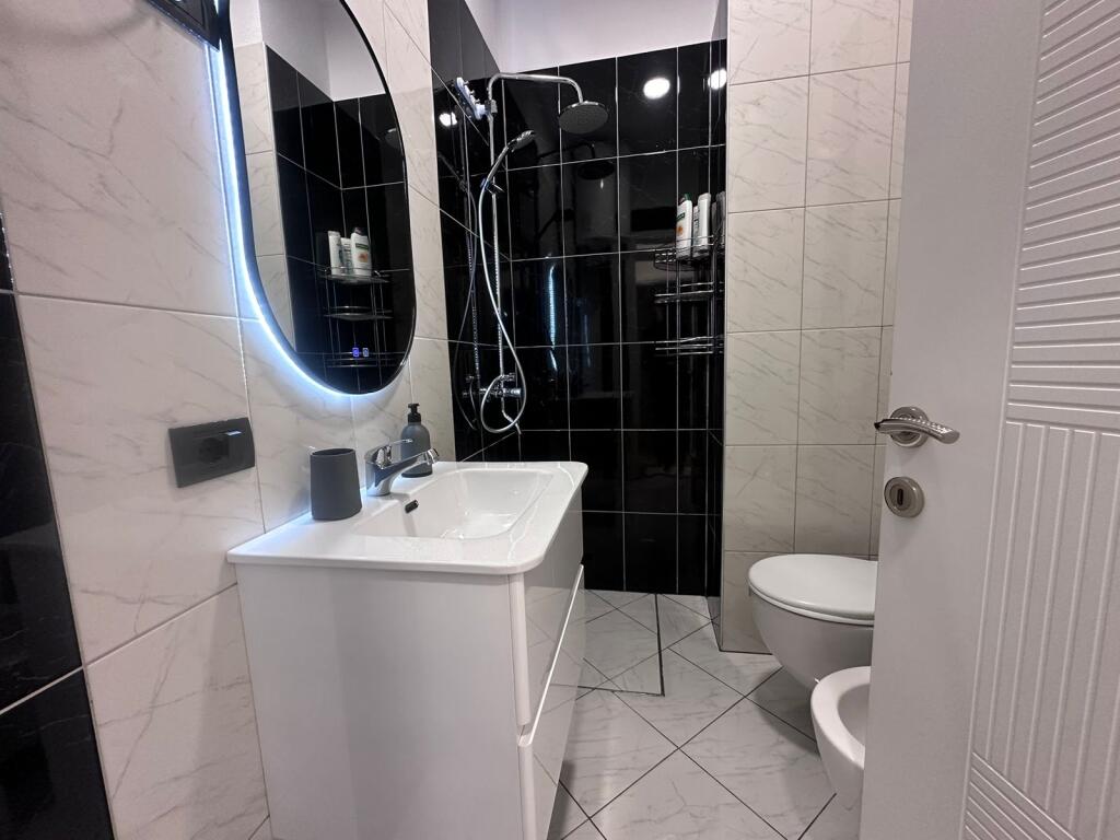 Apartament për qera 1+1– Rruga e Kosovarëve