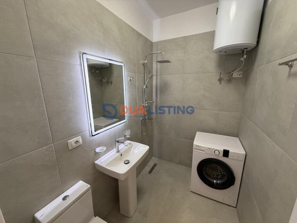 Shitet apartament 2+1+2 Rruga Dritan Hoxha ne Laprake!