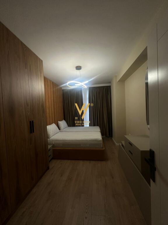 JEPET APARTAMENT 3+1+2BLK ME QERA NE ASTIR 650 EURO