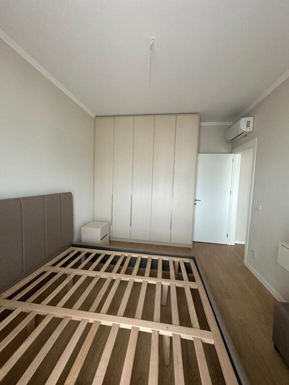Apartament 1+1 me Qira – Golden Tower, Rruga Mine Peza