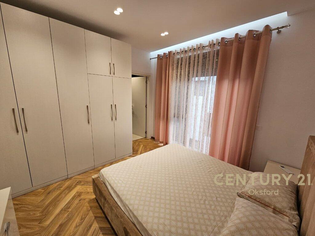 Jepet me qira apartament 2+1+2 + parkim – Liqeni i Thatë
