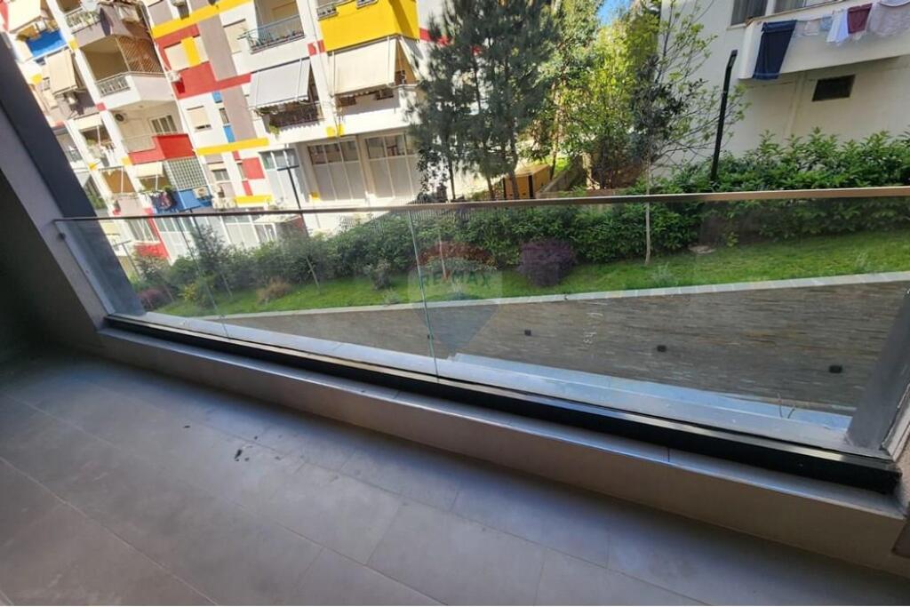 Apartament 2+1+2 Për Shitje ,Kopshti Zoologjik