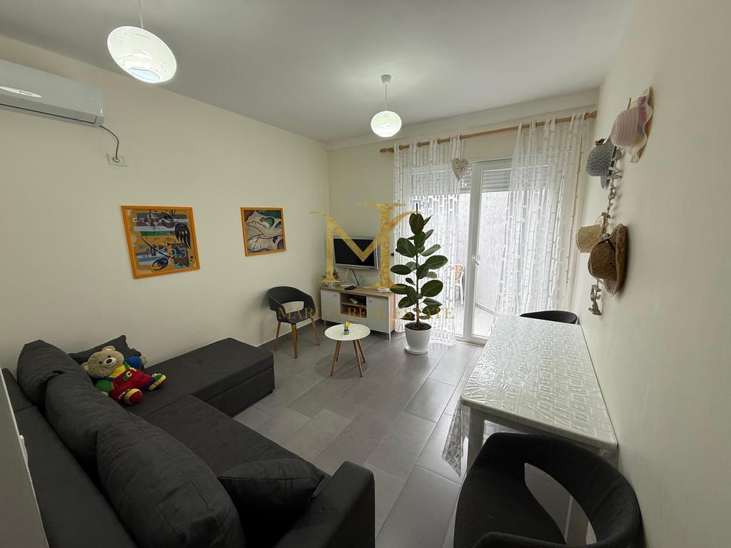 FOR RENT APARTMENT 1+1 ILIRIA BEACH DURRES!!
