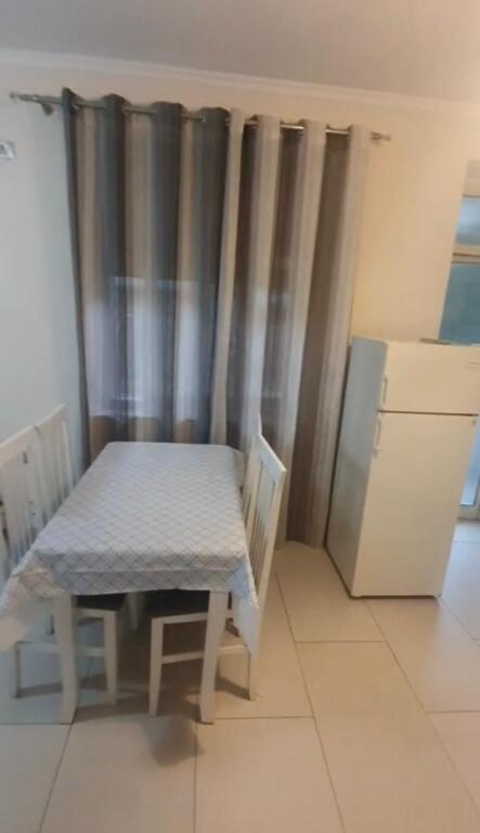 Apartament me qera - 📍Myslym Shyri