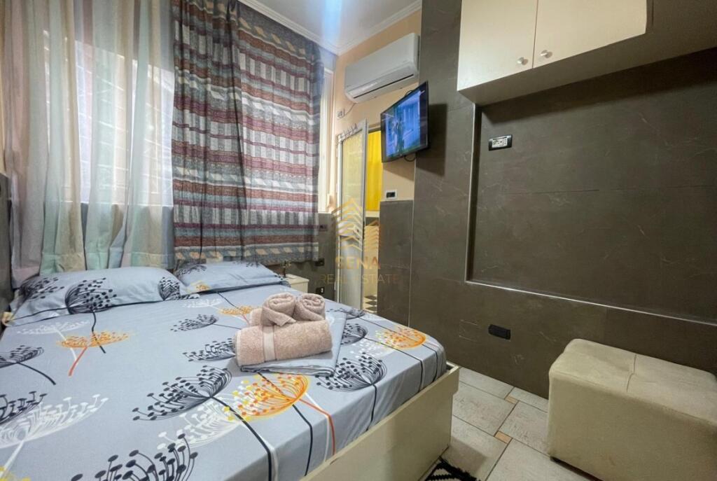 Qira, Garsoniere, 5 Maji, 380 Euro/muaj