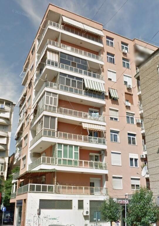 IN VENDITA – * Appartamento 2+1 + 1 Balcone &amp; nel Cuore di Tirana! 😱😲*127 m² *📍Mine Peza* , Vicino alla Procura Generale -- *Prezzo 265.000 €*