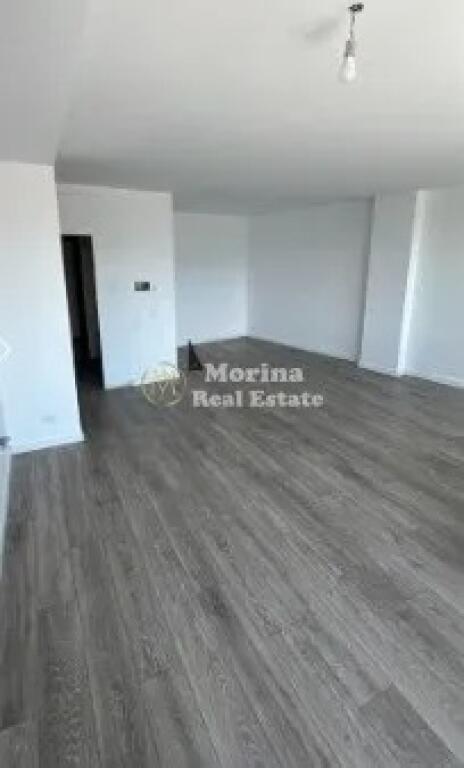 For sale, Business Premises, Selvia, Price 280000 Euro.