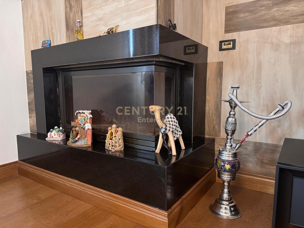 Penthouse me Qira – 2+1 • Kopshti Zoologjik