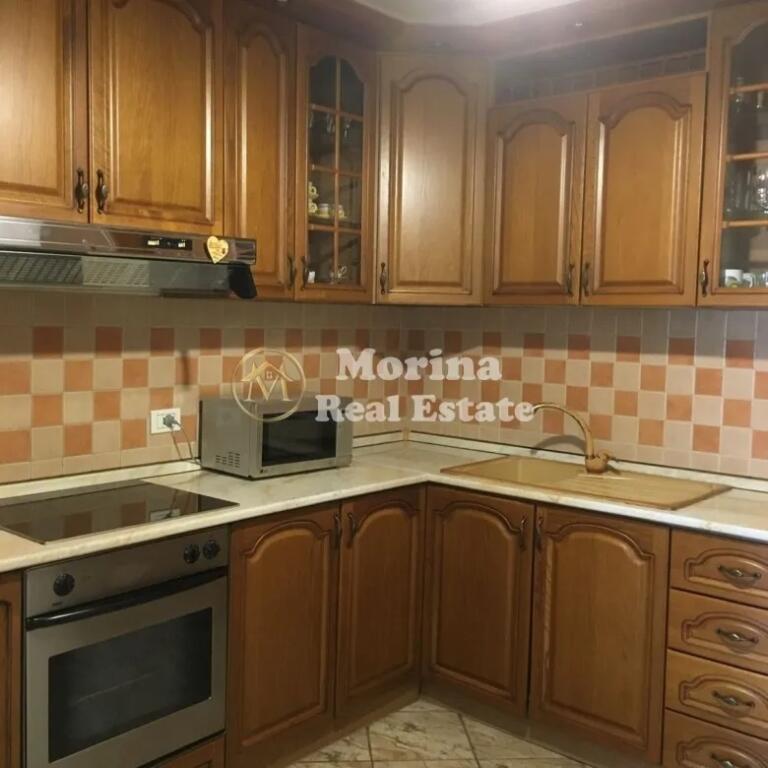 Affitto,Appartamento 3+1, in Via Barricade, 1200 euro/mese