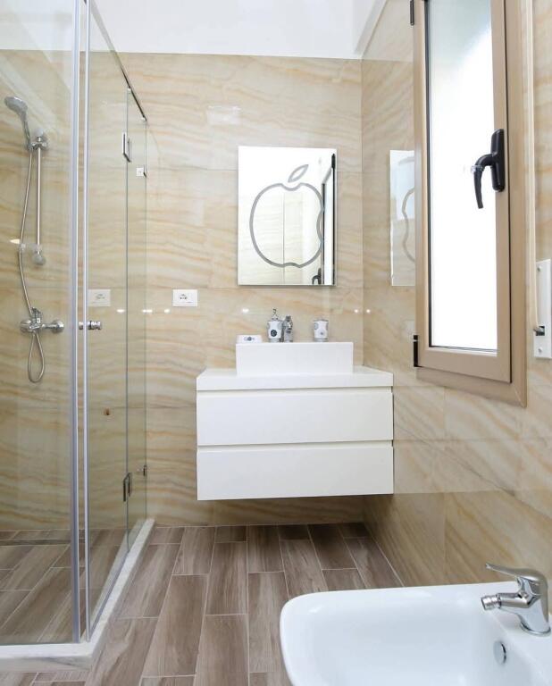 Monolocale comodo in affitto a Lungomare – 300 €/mese
