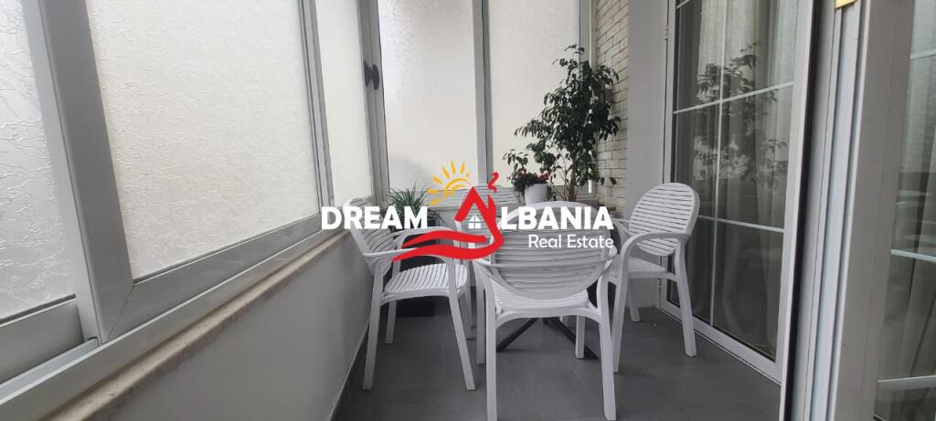 Super Apartament 2+1 me Qera ne Qender prane Muzeut (ID 42215402)