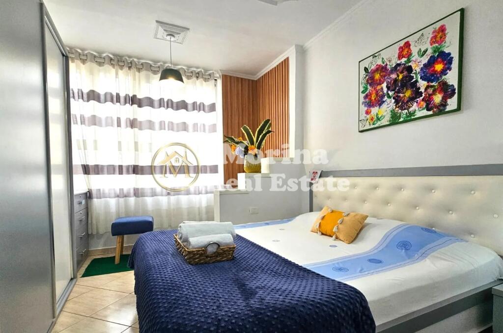 Qera, Apartament 1+1, te Stacioni i Trenit, 600 euro/muaj