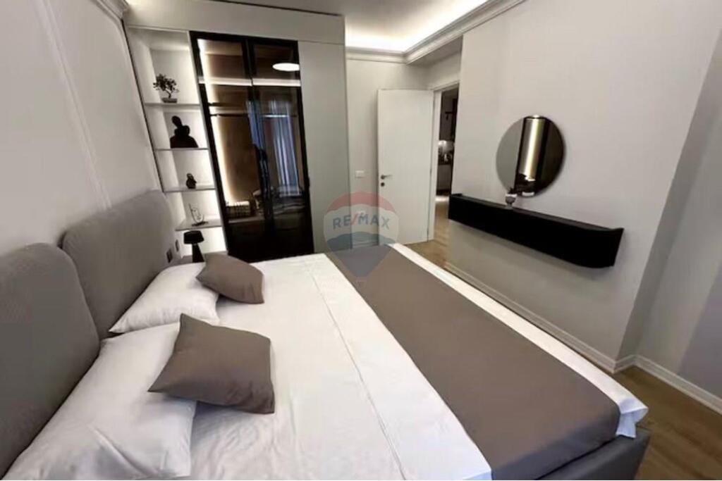 Apartament 1+1 per shitje kompleksi Zirkon!