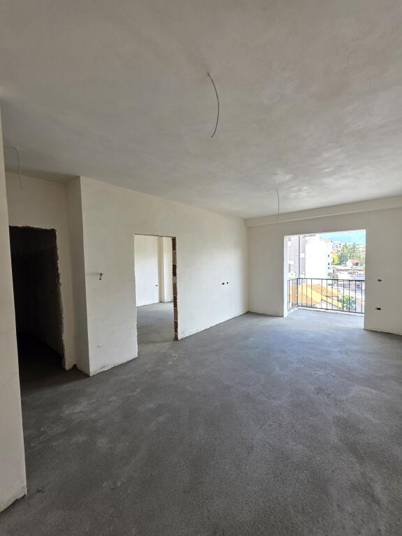 Apartment 1+1 Dibres Street, Opposite Qsut, Amerikan 2