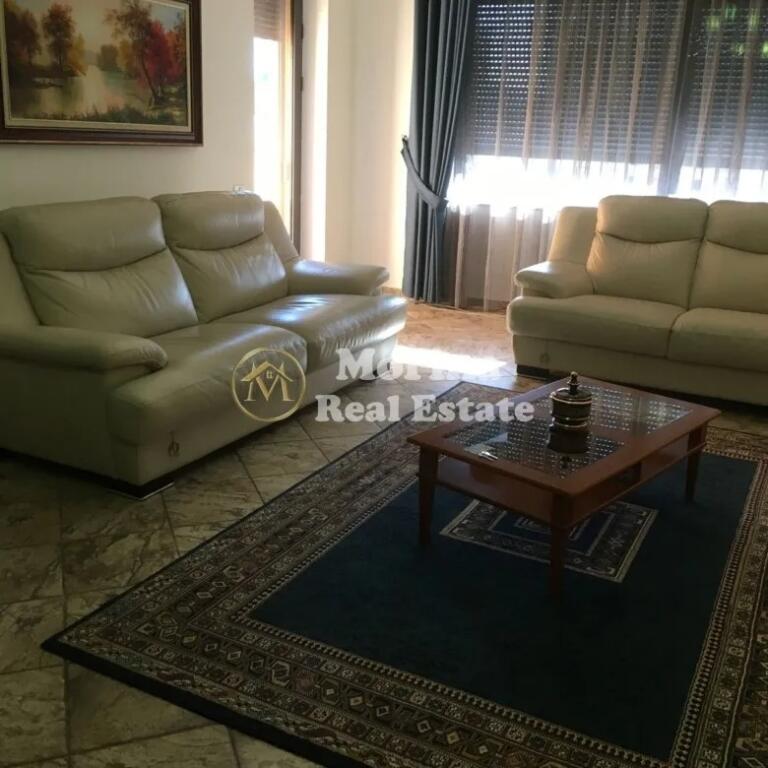 Affitto,Appartamento 3+1, in Via Barricade, 1200 euro/mese