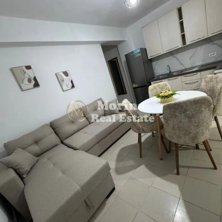Qera, Hyrje Private 1+1, Laprake, 450 Euro/Muaj