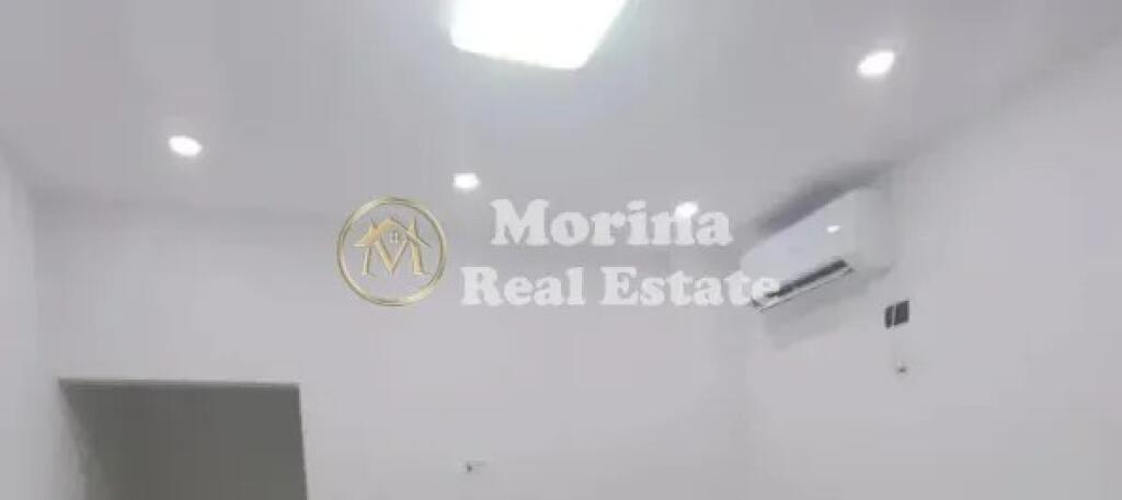 Affittasi monolocale in centro, 400 Euro/mese