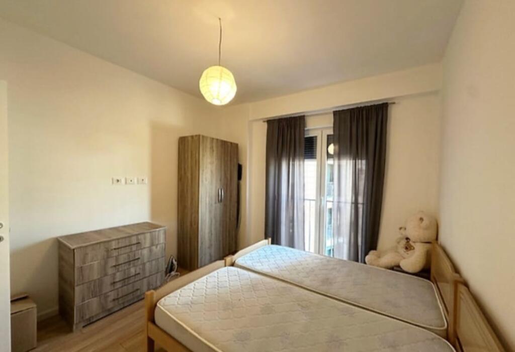 Apartment 2+1 for rent. at the Commune of Paris