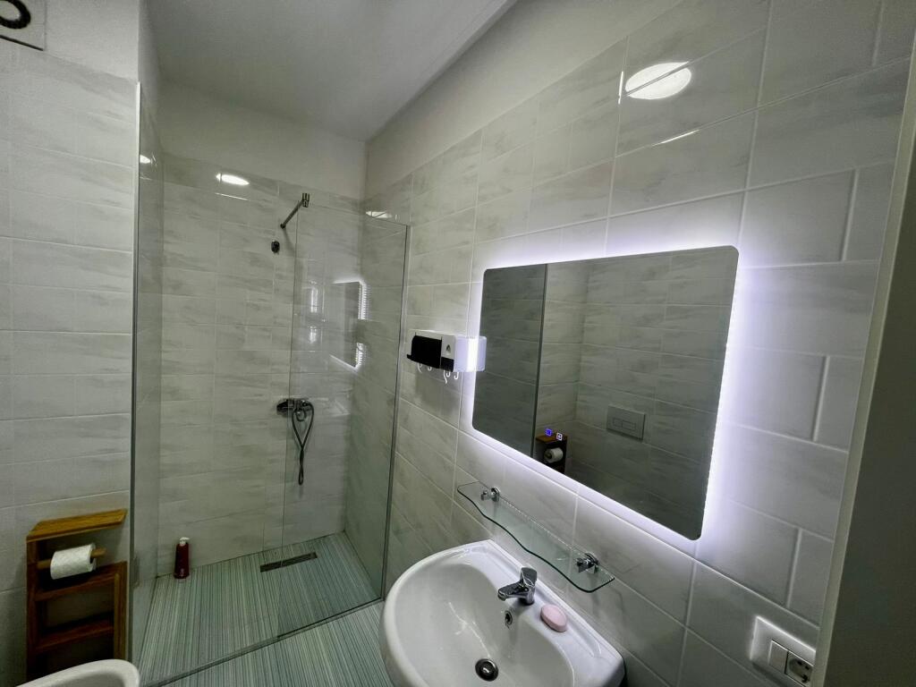 🏢 Appartamento 2+1 in affitto – Bulevardi i Ri, Residenza Avid