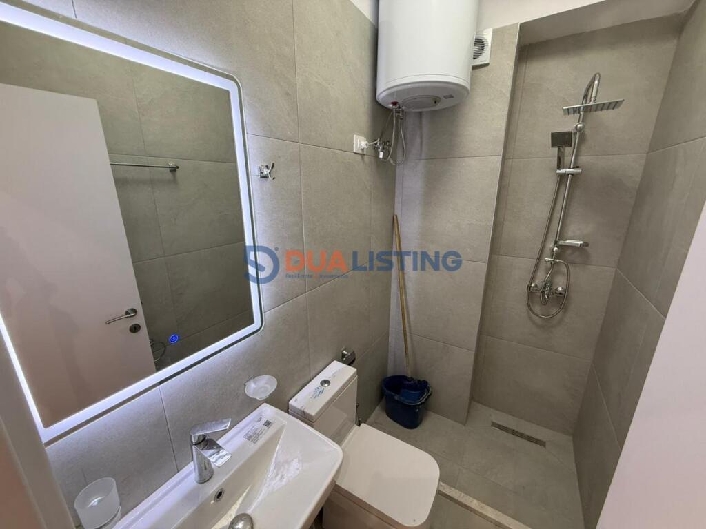 Shitet apartament 2+1+2 Rruga Dritan Hoxha ne Laprake!