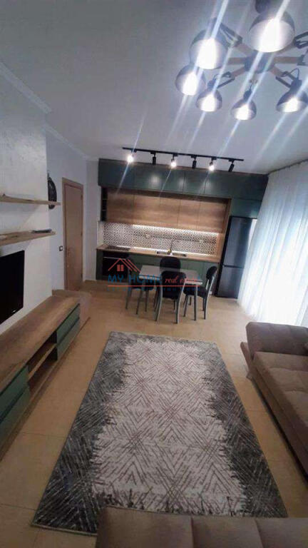 Apartament 1+1 me Qira 5 Maji Tirane