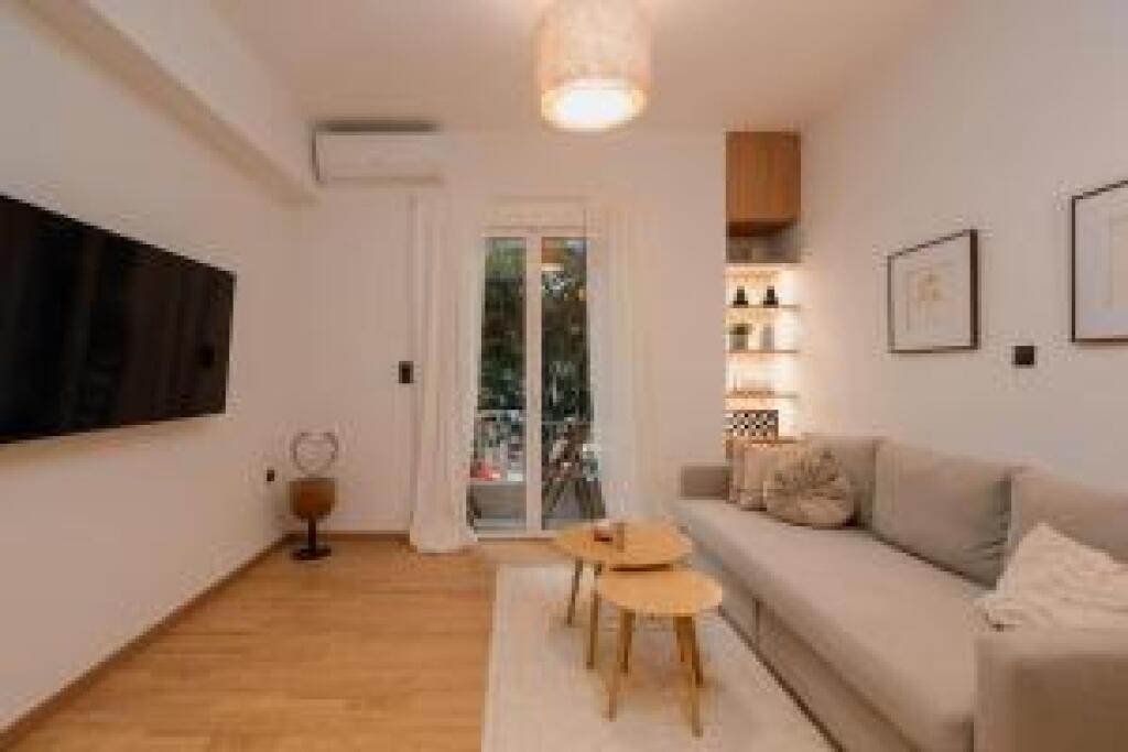 Apartment For Rent 1+1 At Dry Lake (ID B2101287) Tirana