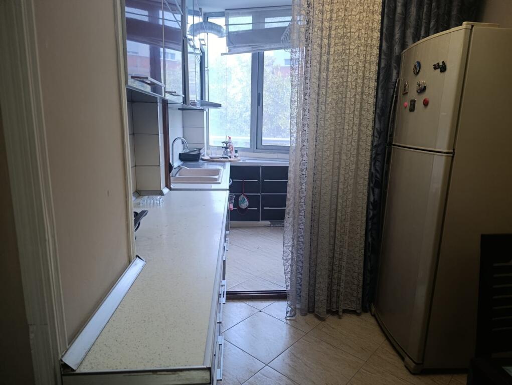 Apartment 2+1+2 bathrooms for rent at Zogu i Zi.