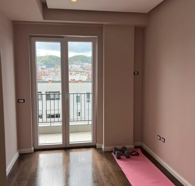 Apartment 2+1 for rent. at the Commune of Paris