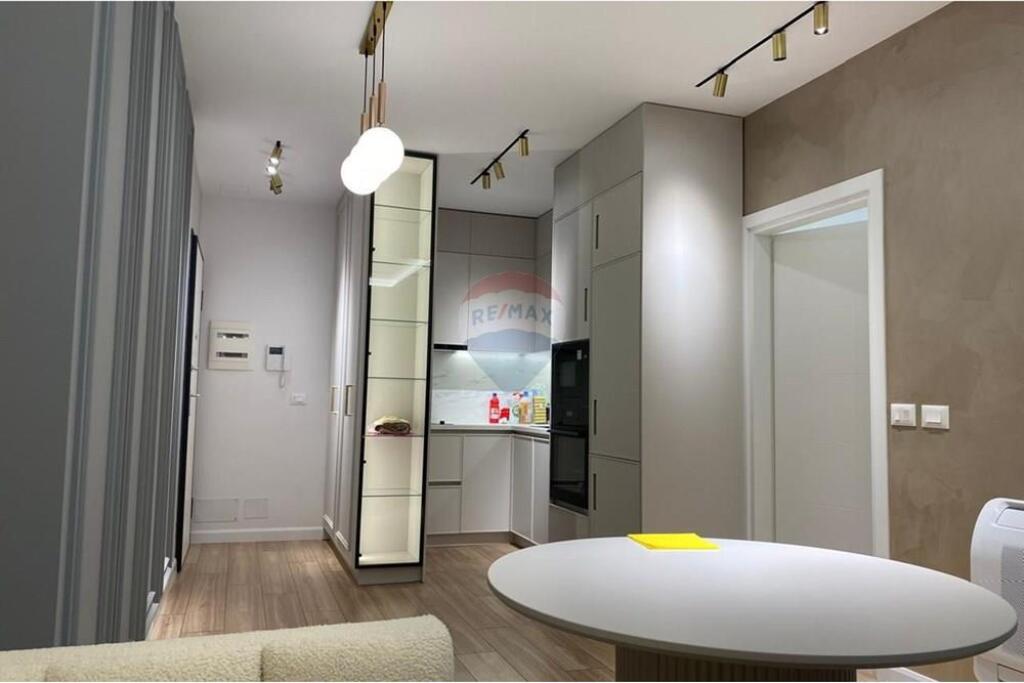 Apartament me qira 1+1 te Garden Building, Rruga Kavajes