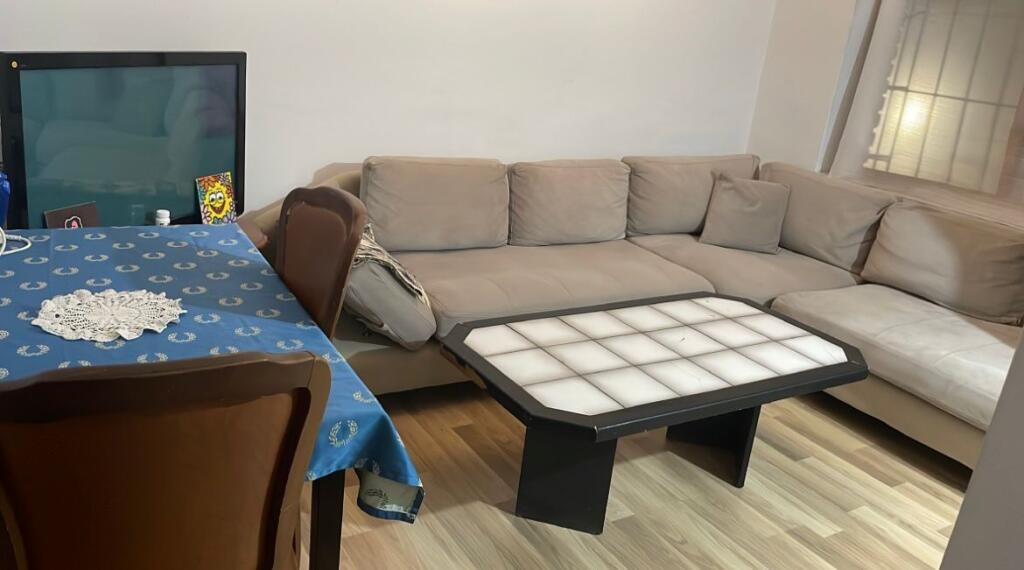 Jepet Apartament me qera