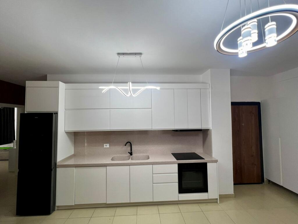🏢 Appartamento 2+1 in affitto – Bulevardi i Ri, Residenza Avid