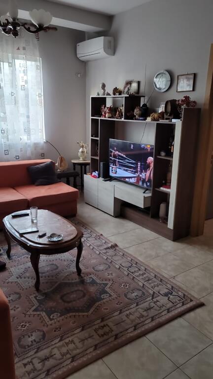 Jepet me qera apartament 2+1