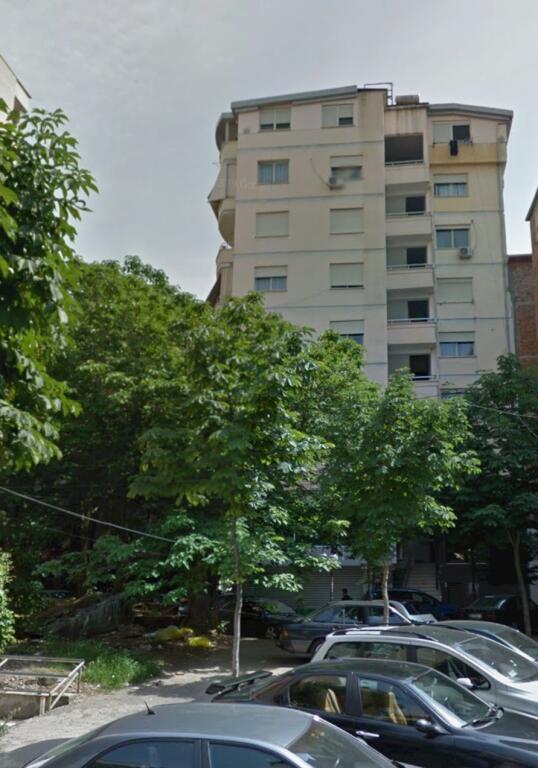 IN VENDITA – * Appartamento 2+1 + 1 Balcone &amp; nel Cuore di Tirana! 😱😲*127 m² *📍Mine Peza* , Vicino alla Procura Generale -- *Prezzo 265.000 €*