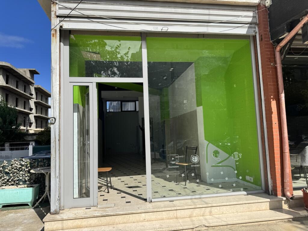 Commercial space for rent in Plazh, Durres