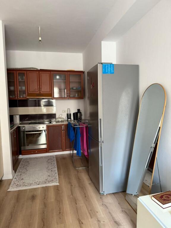Shitet apartament 1+1 Astir!