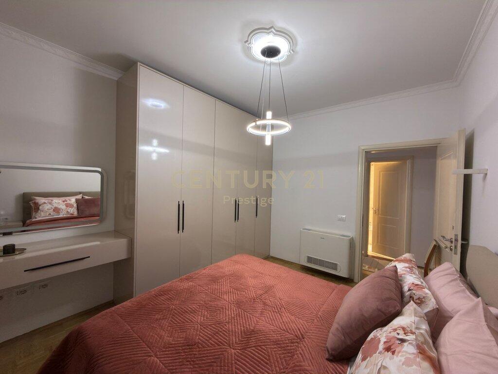 APPARTAMENTO 3+1+2 + POSTO AUTO IN AFFITTO, VIA ELBASAN, TIRANA!