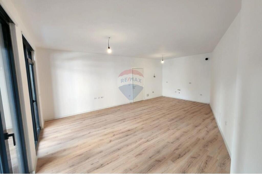 Apartament 2+1+2 Për Shitje ,Kopshti Zoologjik