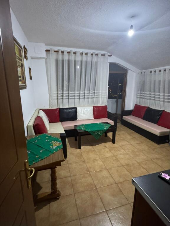 🏡 Appartamento 3+1 in affitto – Kodra e Priftit 🌳