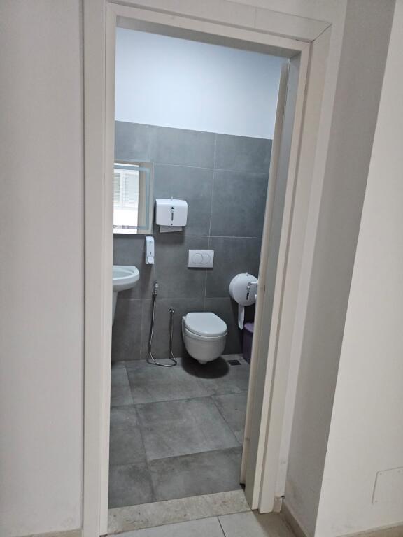 Offices 2+1+2 for rent Barrikadave Street near the Vojo Kushi bust