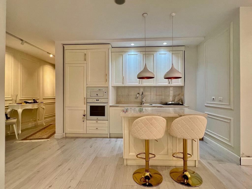 Apartament modern për shitje 3+1+2+2 ballkone - Liqeni i Thatë